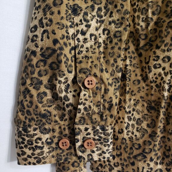 Quacker Factory Women Shirt Large LeopardPrint Stretch Rhinestone Studded Pocket - Picture 7 of 9